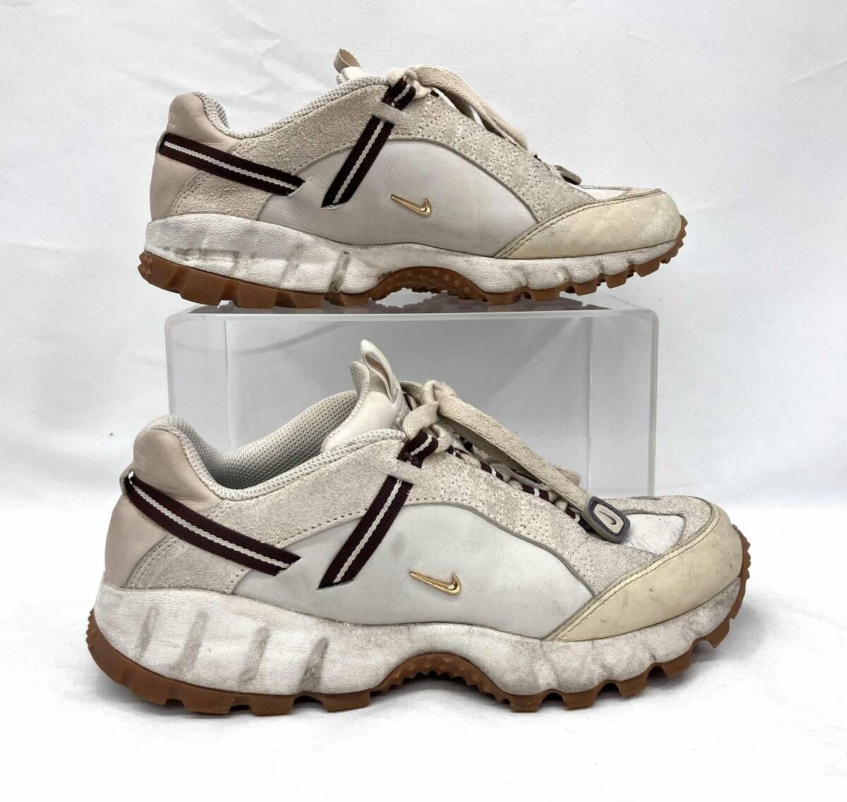 NIKE ナイキ JACQUEMUS X WMNS AIR HUMARA LX 