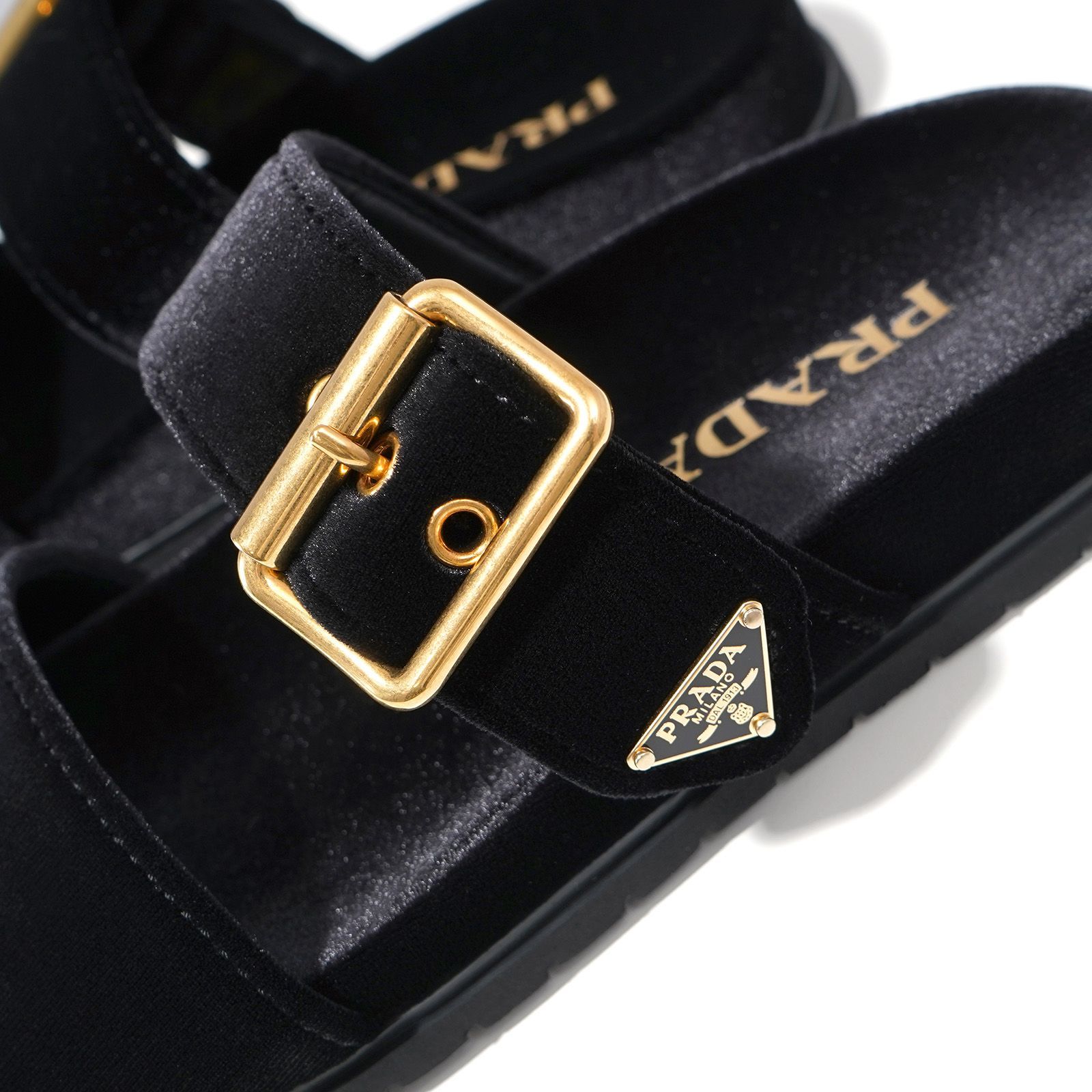 PRADA トライアングルロゴ サンダル ブラック