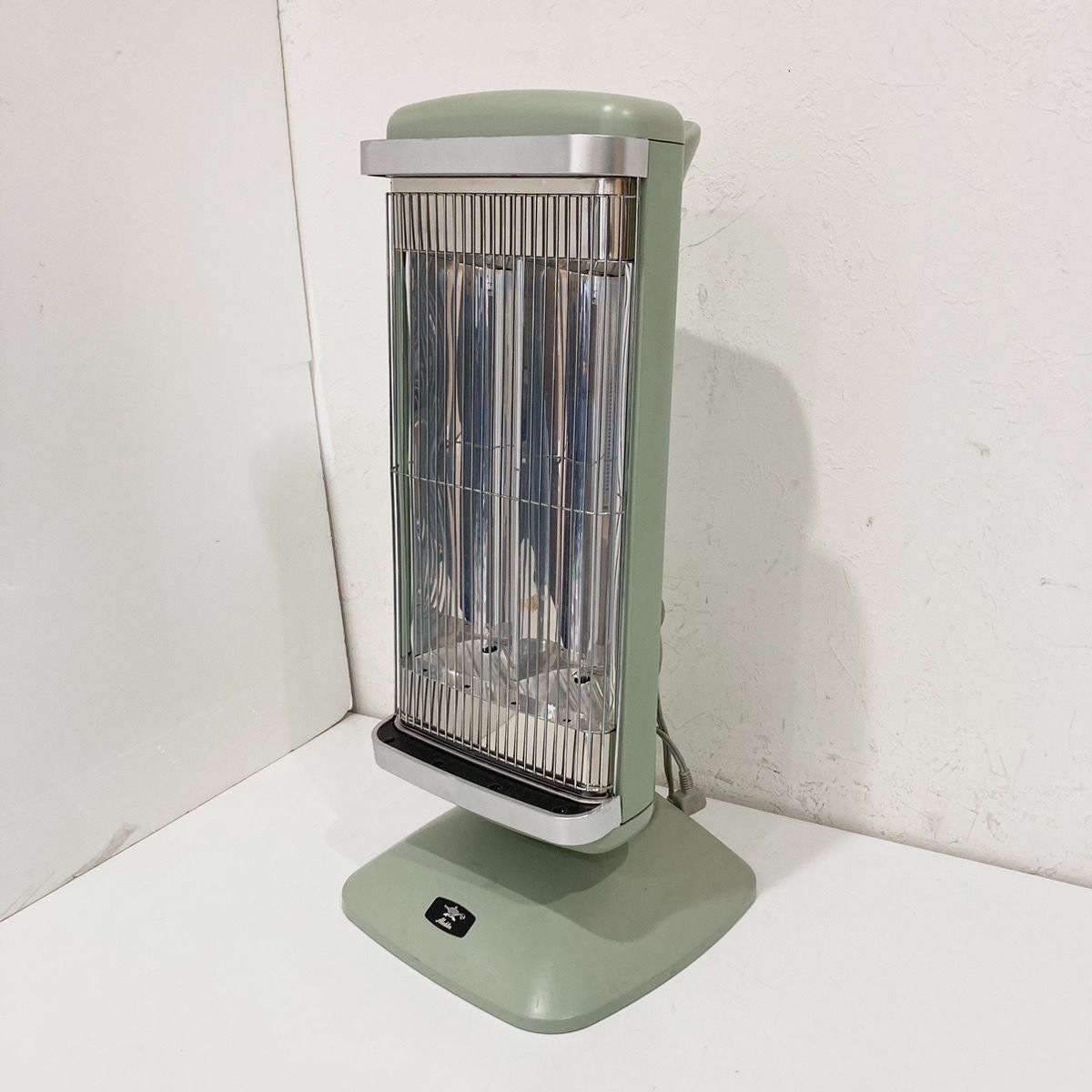 動作良好♪ アラジン 遠赤外線 グラファイトヒーター 最高 Aladdin CAH