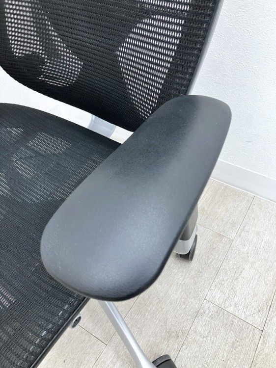 可動肘付コンテッサチェア CM91SB