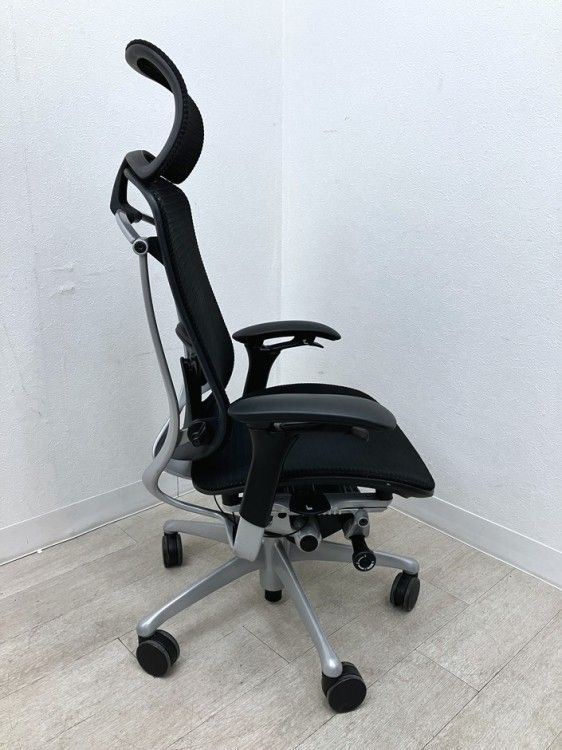  品 オカムラ 可動肘付コンテッサチェア CM91SB ブラック 座面調整 オフィスチェア ワークチェア 椅子 チェア