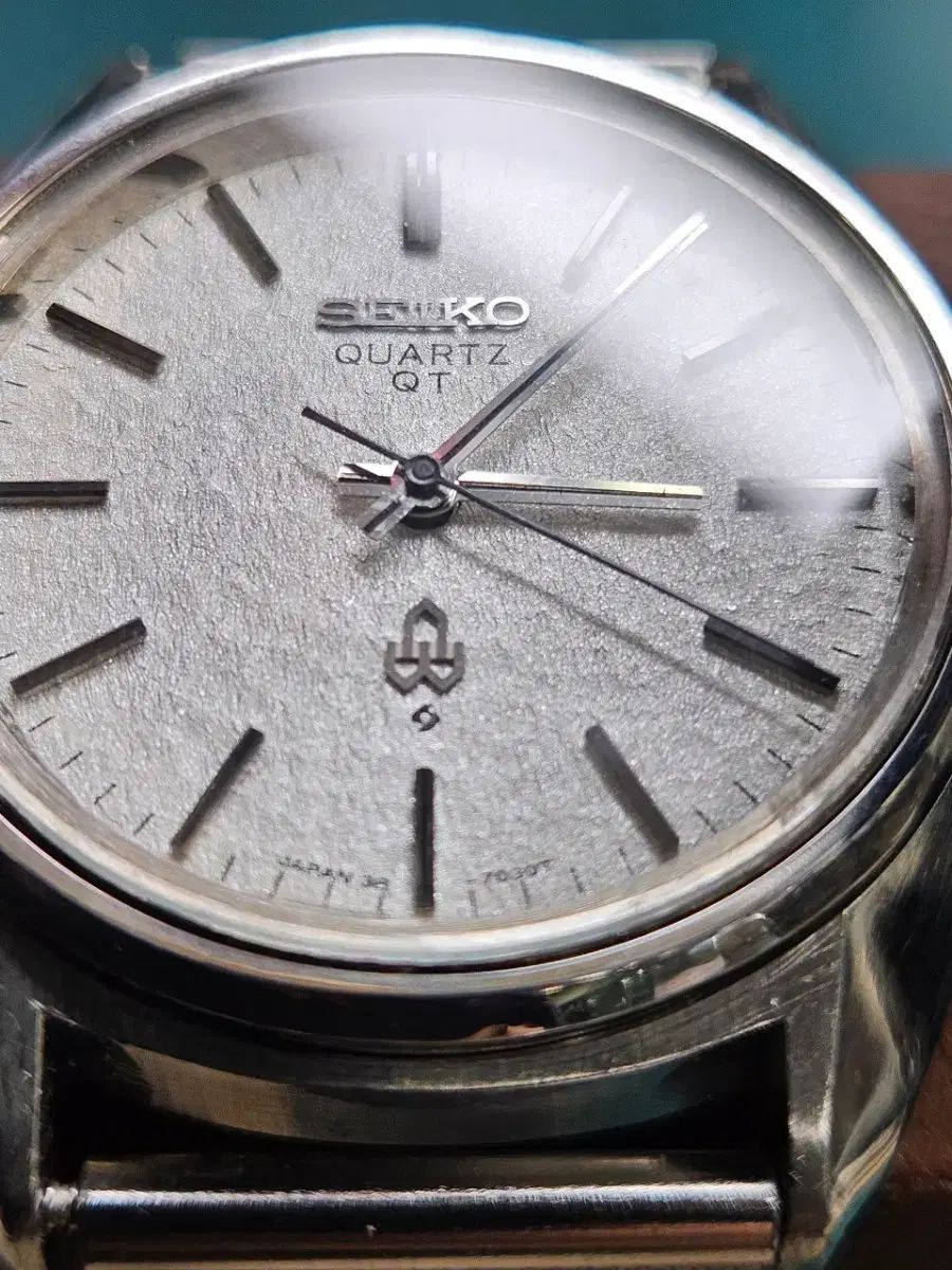 セイコー ヴィンテージ スノウプレート QT cal 38 7030 メンズ 쿼츠 時計