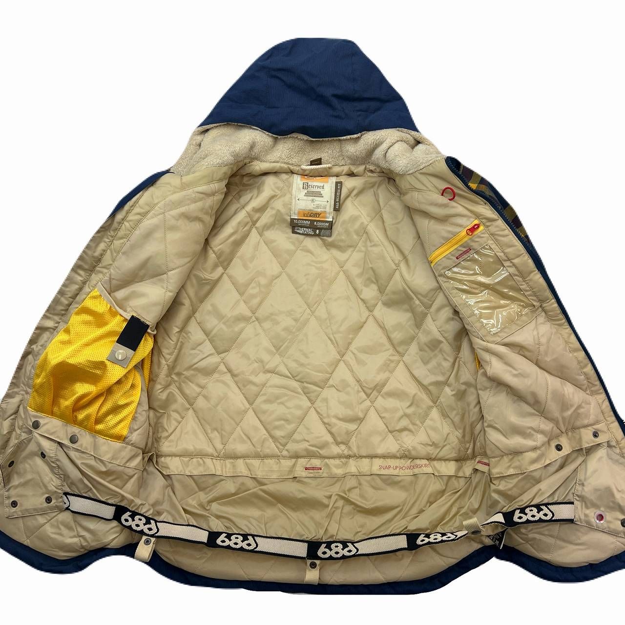 686 スノーボード　ジャケット　レディース　イエロー 686-SIX- FREEDOM THERMAGRAPH JACKET 着用 | SPINY 公式ブログ