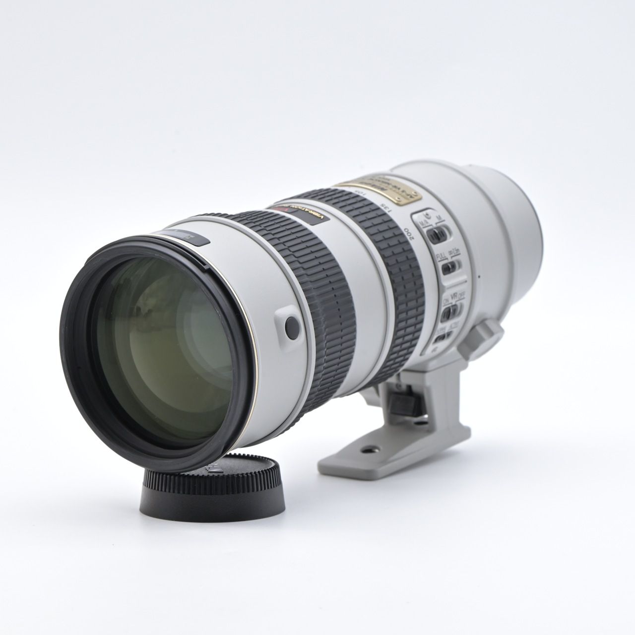 Nikon ニコン AF S VR Zoom Nikkor ED 70 200 mm F 2 8 G IF ライトグレー 交換レンズ