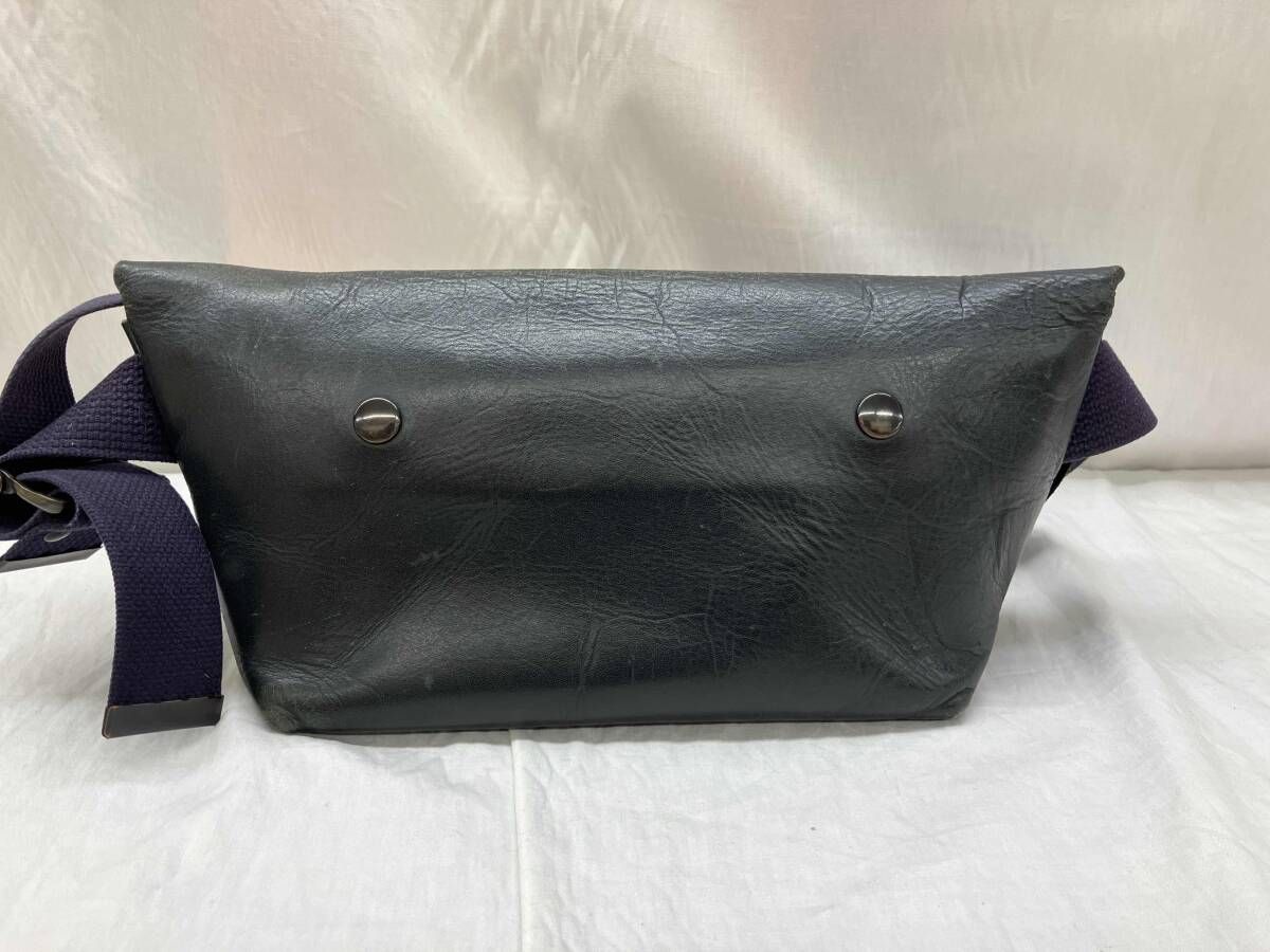 アウトレット Uni&CO ユニアンドコー レザー メッセンジャーバッグ