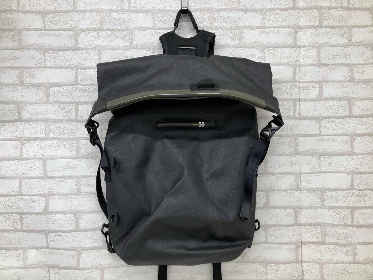 F CE DRY LINE NO SEAM エフシーイー リュック バックパック グレー メンズ 状態考慮