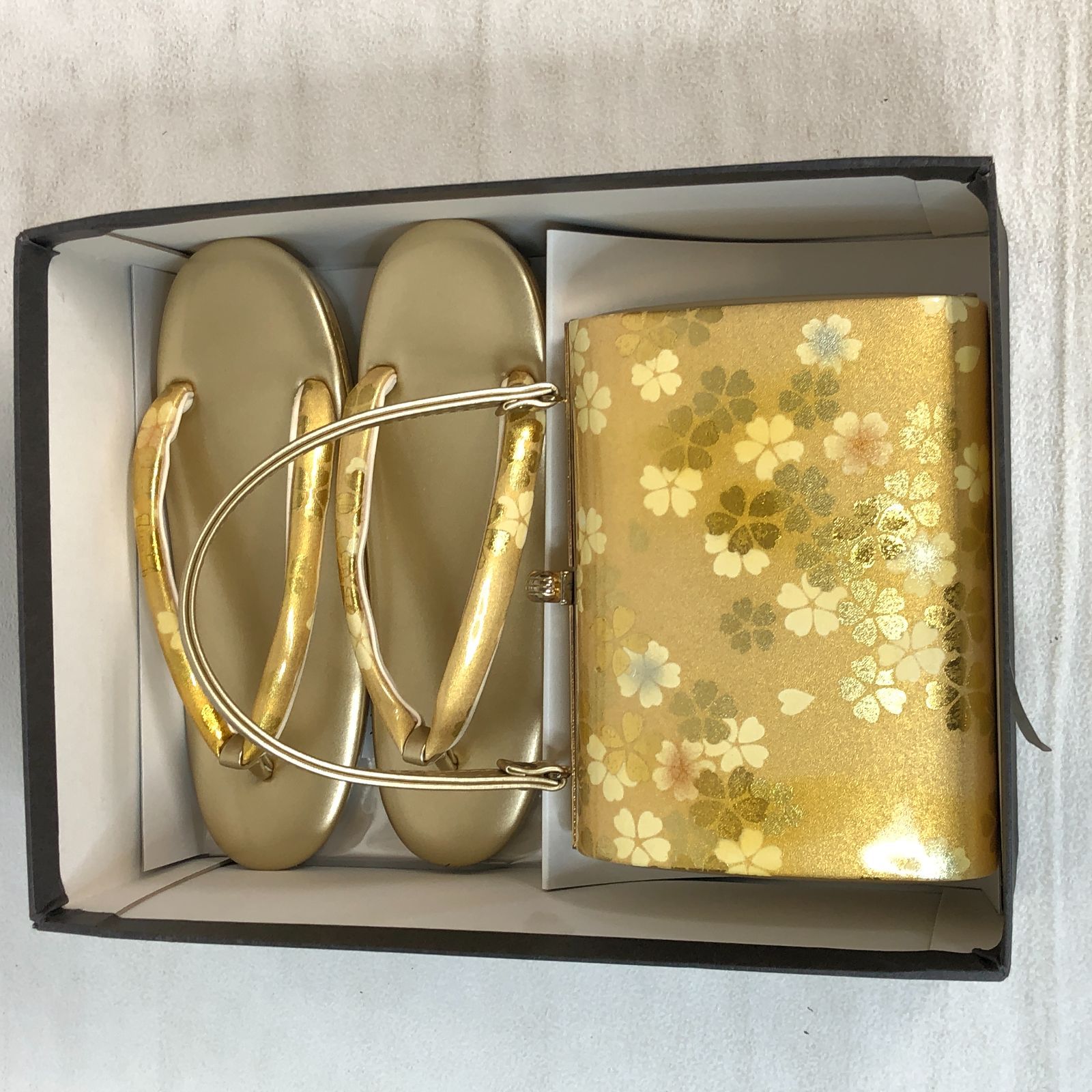 良品・匿名配送OK】草履 バッグ セット ／ Zori Sandals & Handbag Set