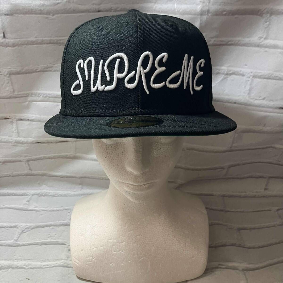 ERA ニューエラ supremeコラボ シュプリーム サイズ7 1 4 57 7 cm ブラック ツバ裏グリーン