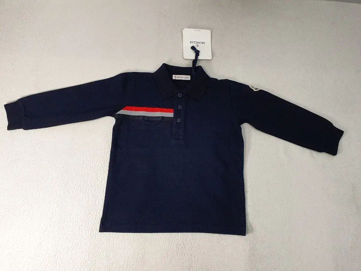 モンクレール MONCLER ポロシャツ 長袖 ピケ キッズ ベイビー カラーTシャツ ネイビー 長袖ポロシャツ | MONCLER（ポロシャツ）のフリマアイテム一覧 Tシャツ グレー ロングスリーブポロシャツ Tシャツ（3枚組