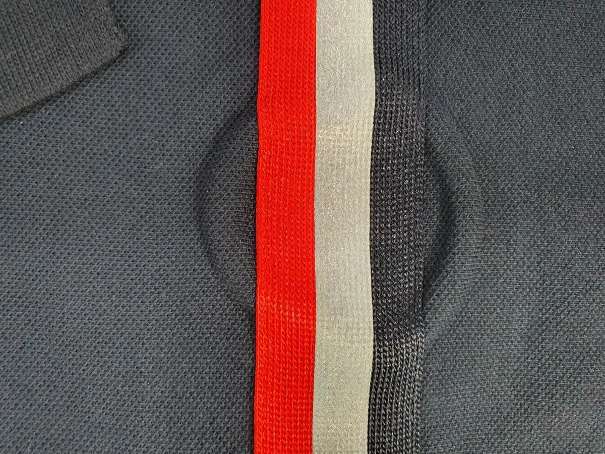 モンクレール MONCLER ポロシャツ 長袖 ピケ キッズ ベイビー カラーTシャツ ネイビー 長袖ポロシャツ | MONCLER(ポロシャツ)のフリマアイテム一覧 Tシャツ グレー ロングスリーブポロシャツ Tシャツ(3枚組
