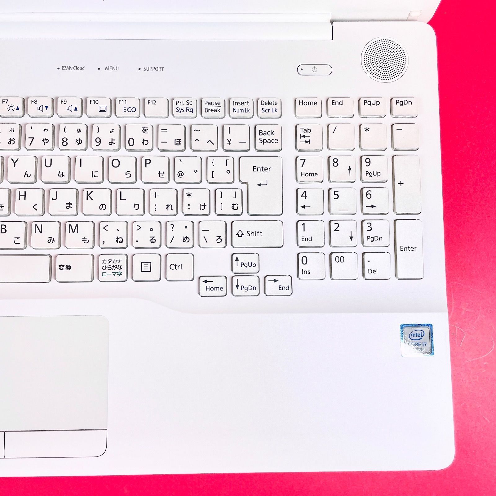 美品✨高性能Corei7❣️可愛いホワイト薄型ノートパソコン✨️メモリ