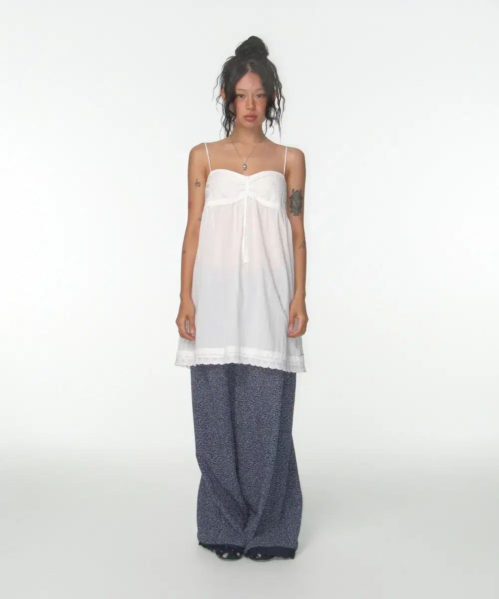 ISSEY MIYAKE イッセイミヤケ ソーラースティッチ ミニTシャツ 白