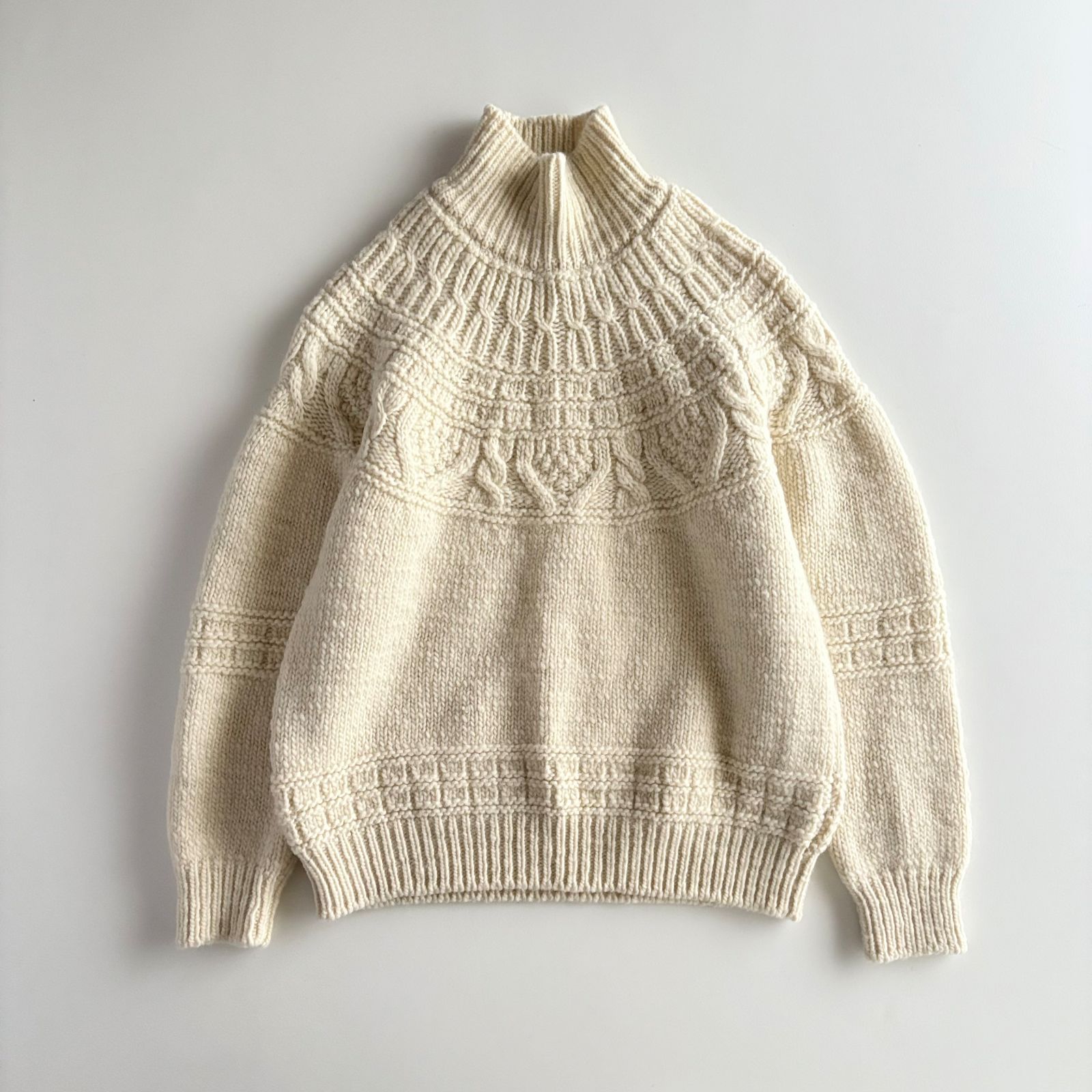 美品 / BATONER バトナー / SPREAD ALAN TURTLE NECK ウール100