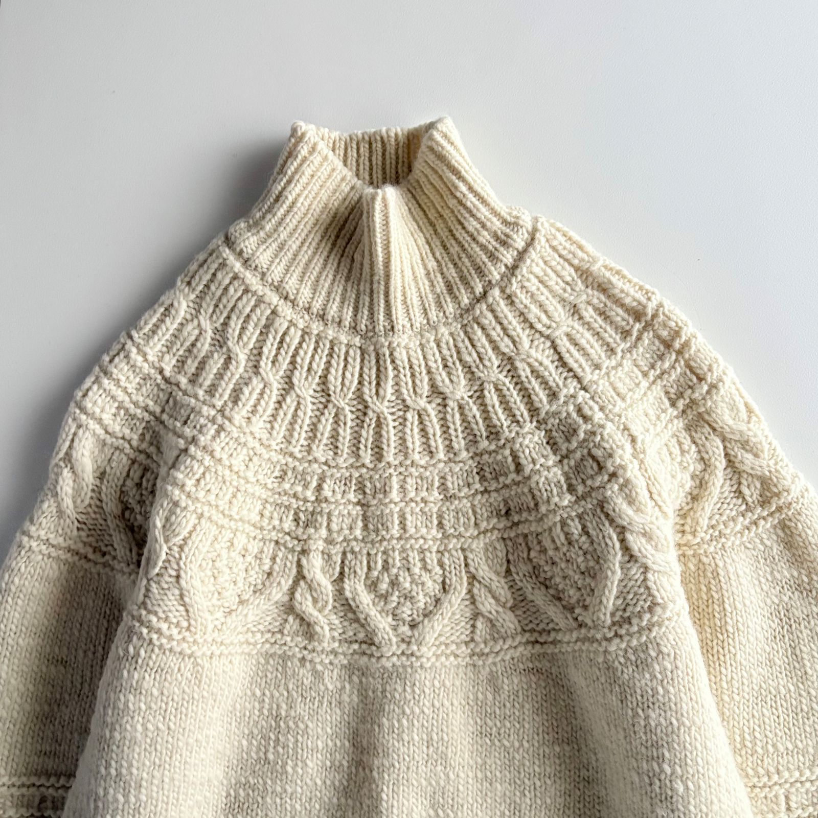 美品 / BATONER バトナー / SPREAD ALAN TURTLE NECK ウール100 