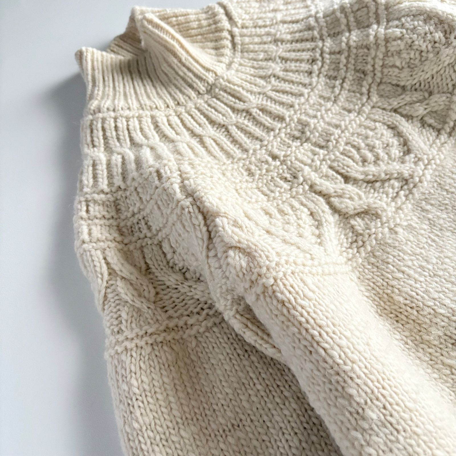美品 / BATONER バトナー / SPREAD ALAN TURTLE NECK ウール100