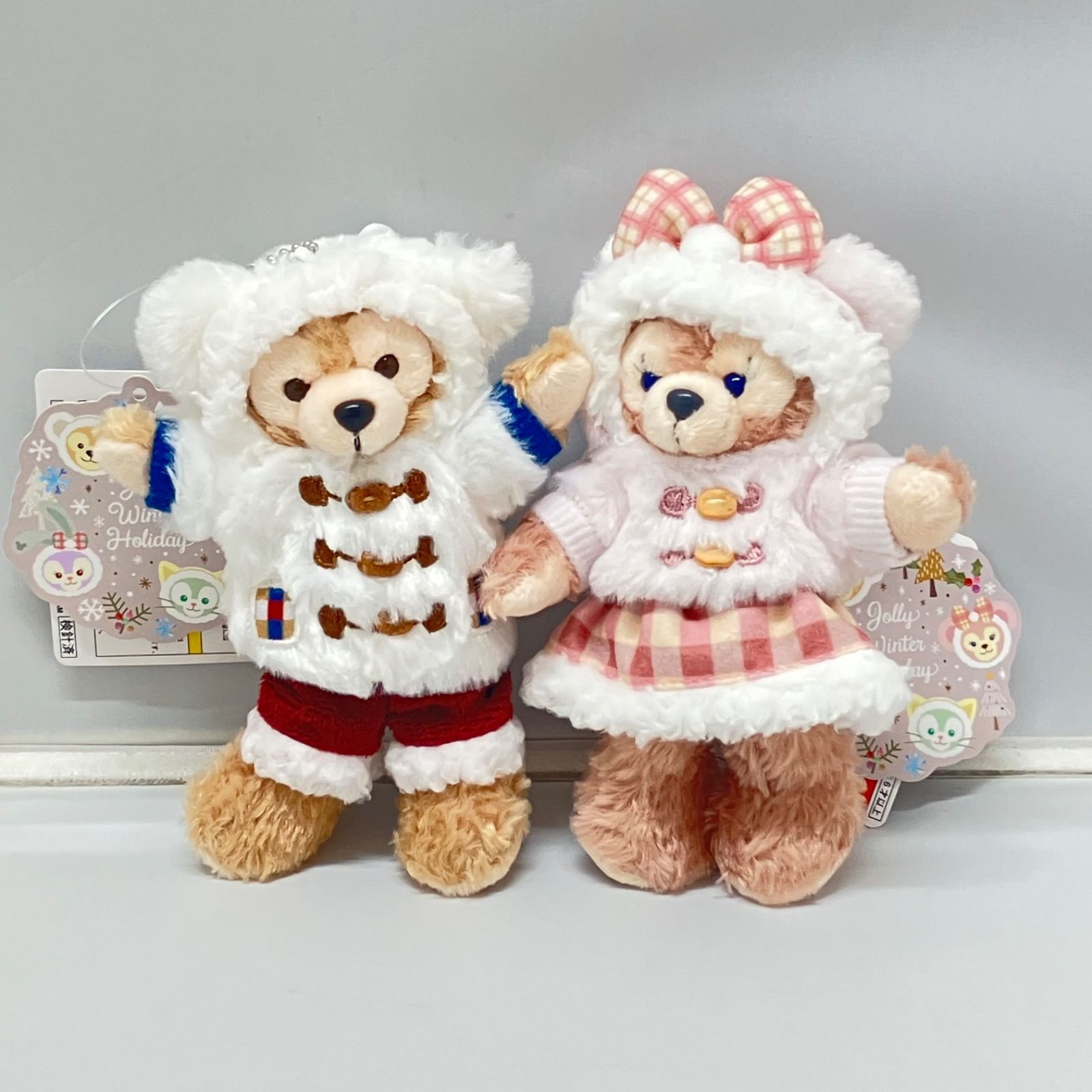 キャラクターグッズ 【美品】ウィンターホリデー ぬいぐるみバッジ