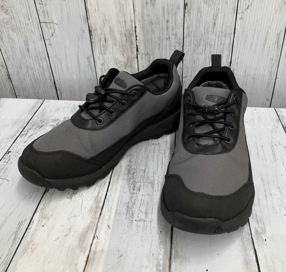 KEEN キーン スニーカー 27cm 1023841 アウトドア グレー - メルカリ