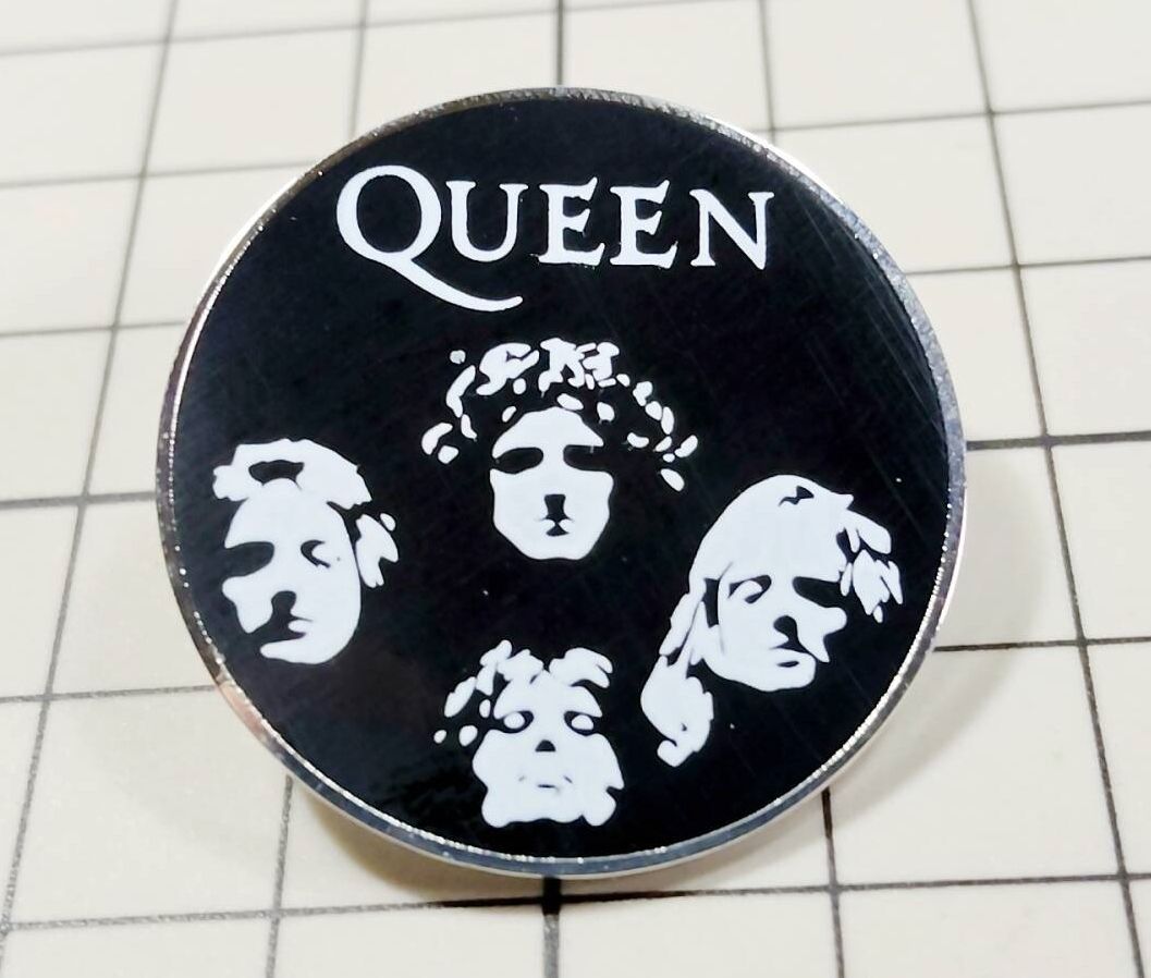 ピンバッジ QUEEN:クイーン（フレディ・マーキュリー） #5】D11-27/THU