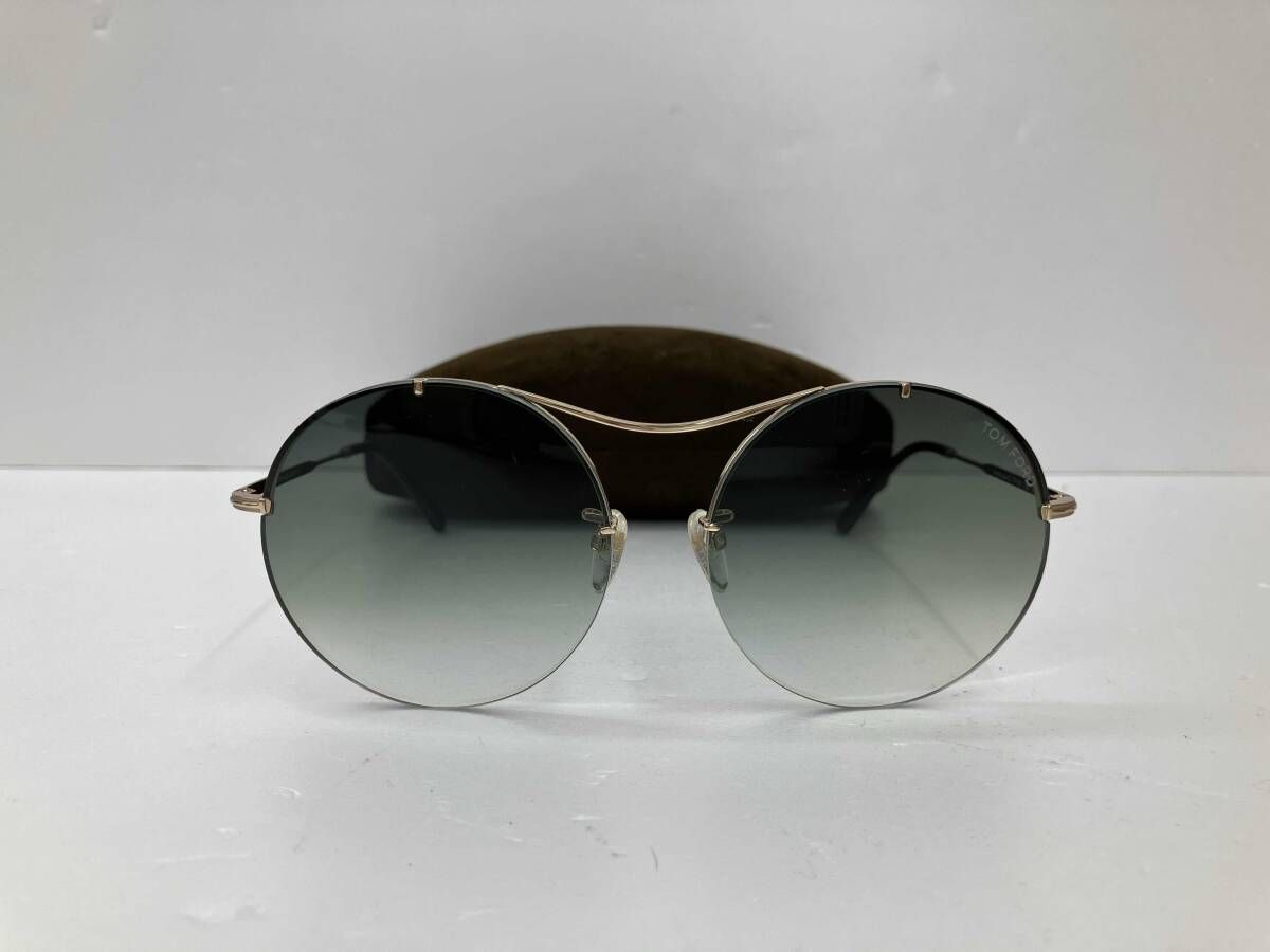 TOMFORD トムフォード サングラス Veronique-02 TF 565 28 B 58◻︎18 140 2 ケース付き ゴールド ブラック 通年