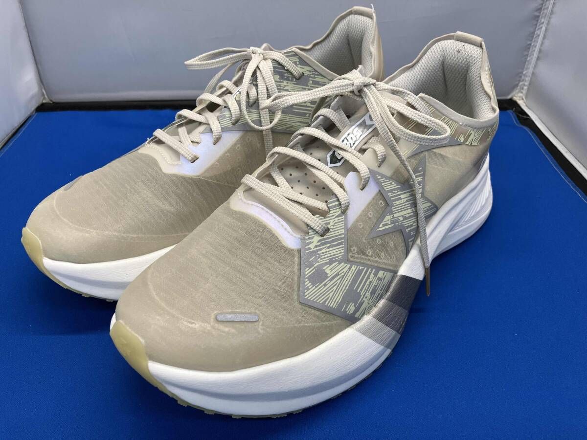 コンバース CONS RUN REVOLVE 3 itsuka ランニングシューズ ゴールド