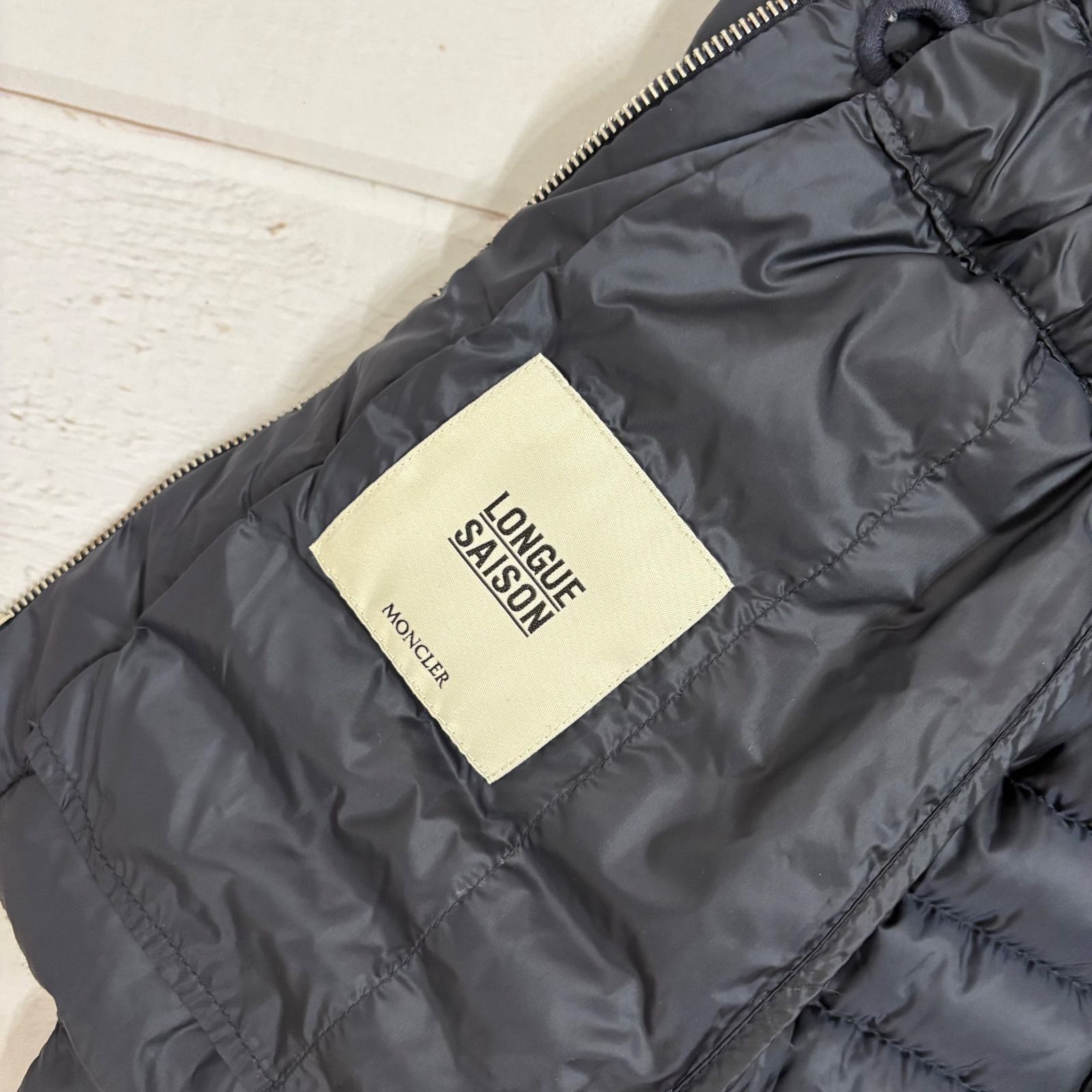美品 MONCLER モンクレール Periclase ライトダウン フード レディース 