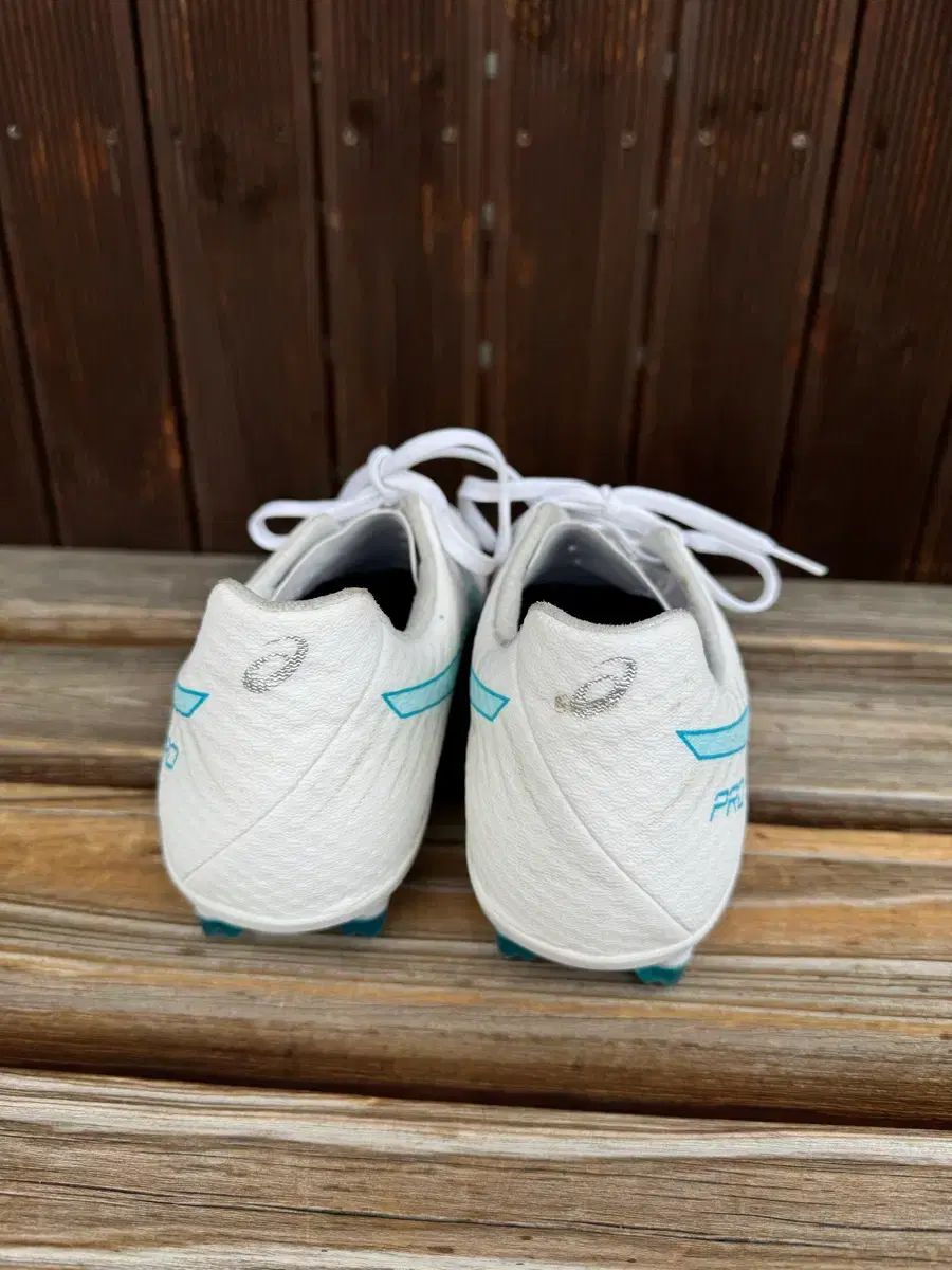 アシックス アークス