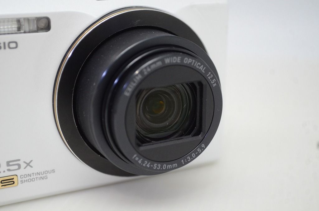 良品 CASIO カシオ HIGH SPEED EXILIM EX-ZR200 コンパクトデジタル