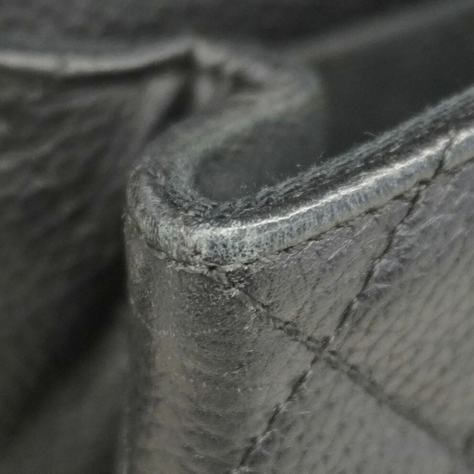 キャビアスキン ブラック