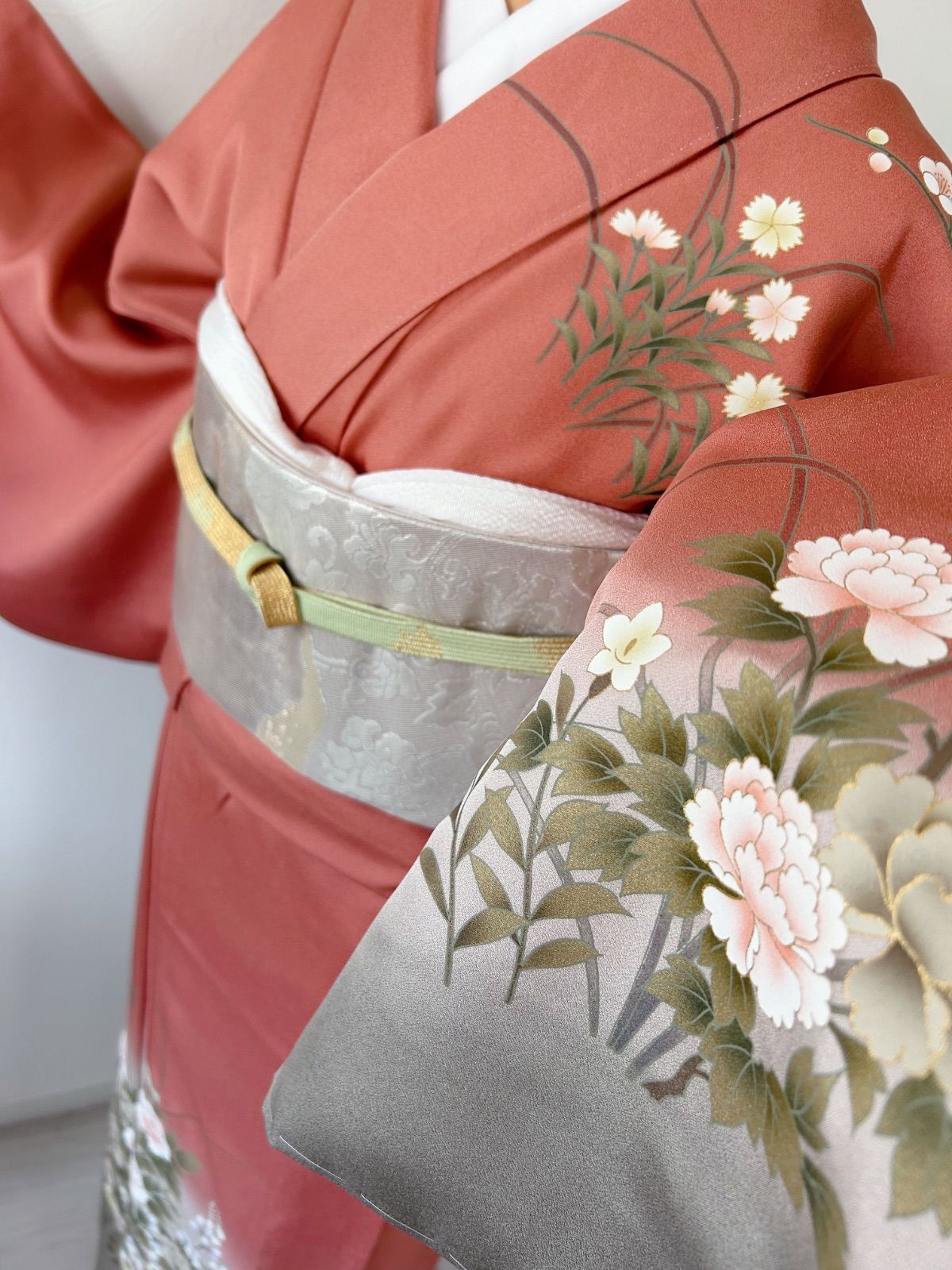 新品しつけ糸付 一つ紋 さがみ扱い正絹訪問着フルセットお探しの方へ