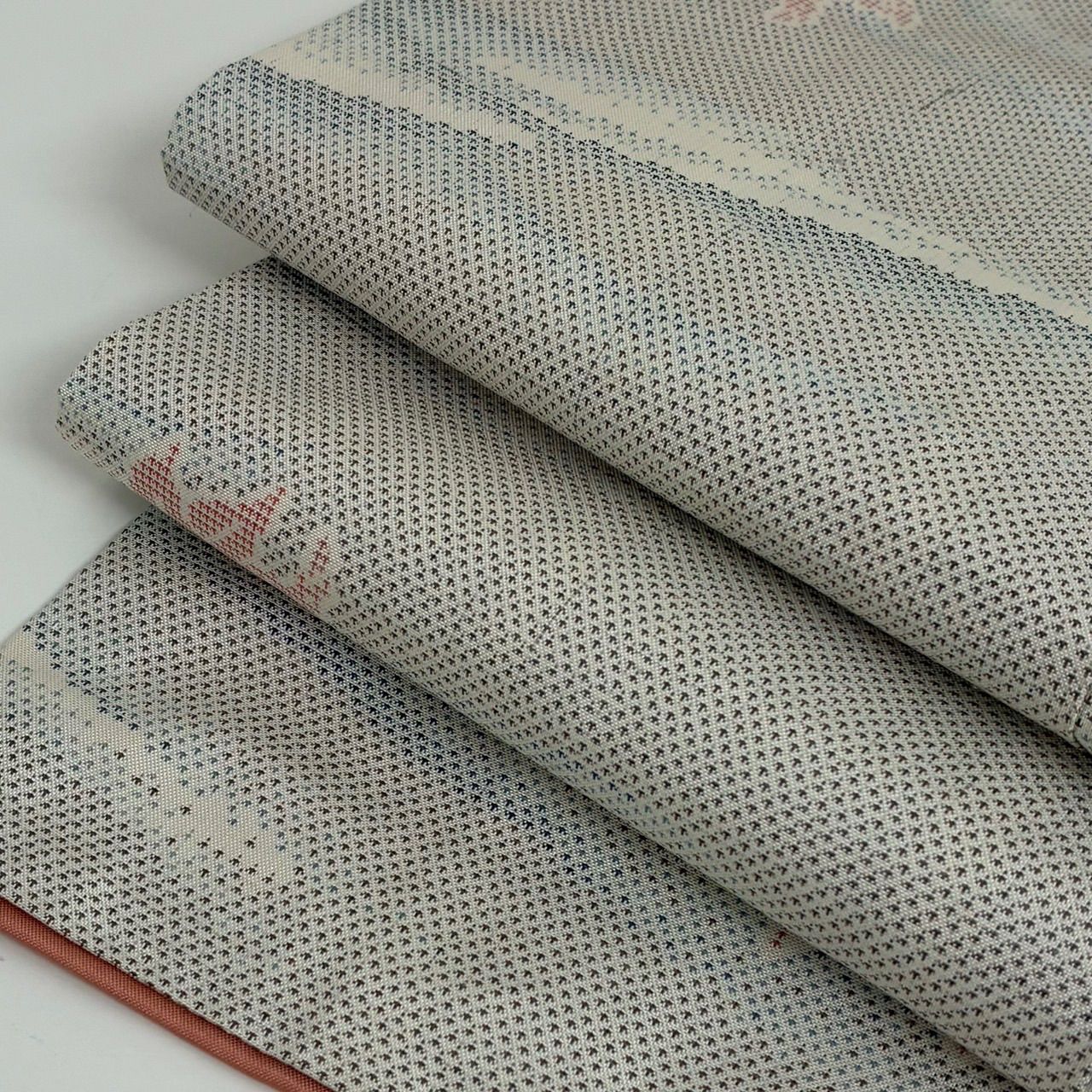 本場大島紬 白大島 カタス式 裄66.5 素敵な絣柄 正絹 着物 MK-1584