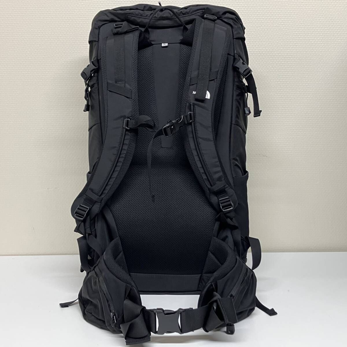 THE NORTH FACE TELLUS PHOTO 40 BLACK ザノースフェイス テルス フォト リュック バックパック ザック ブラック NM 61557