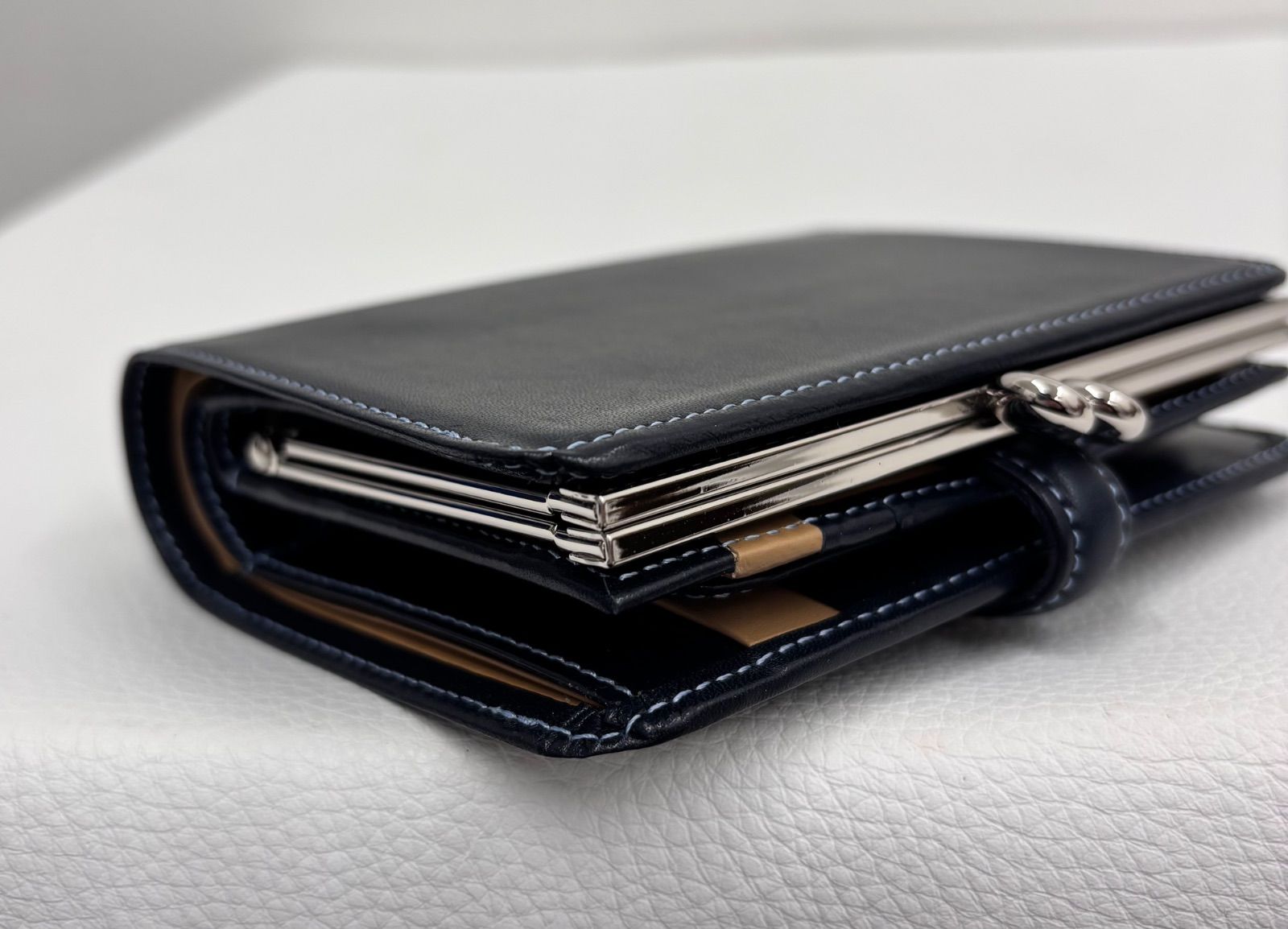 Kitamura キタムラ 財布 二つ折 ダークブルー/ベージュ 未使用 - メルカリ