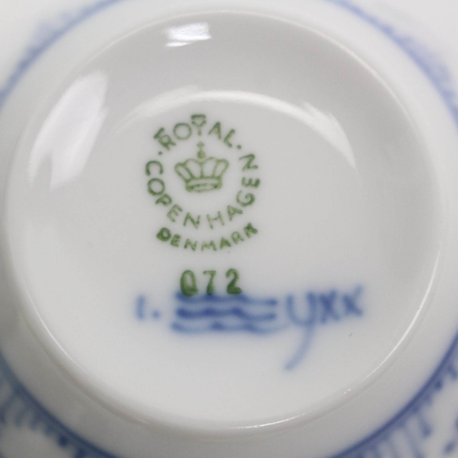 カップ-ソーサー