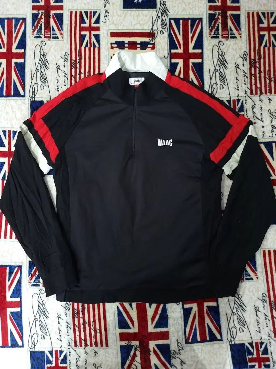 WAAC 防風 ハーフジップ