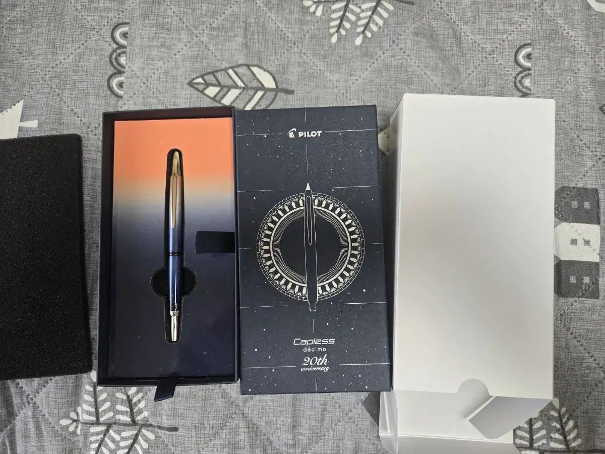 パイロット Capless Decimo 20周年 Mニブ 万年筆