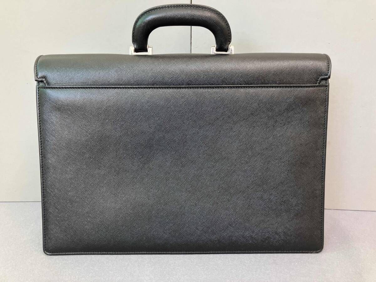 BURBERRY バーバリー ブリーフケース ビジネスバッグ 鞄 黒 ブラック 鍵付き メンズ