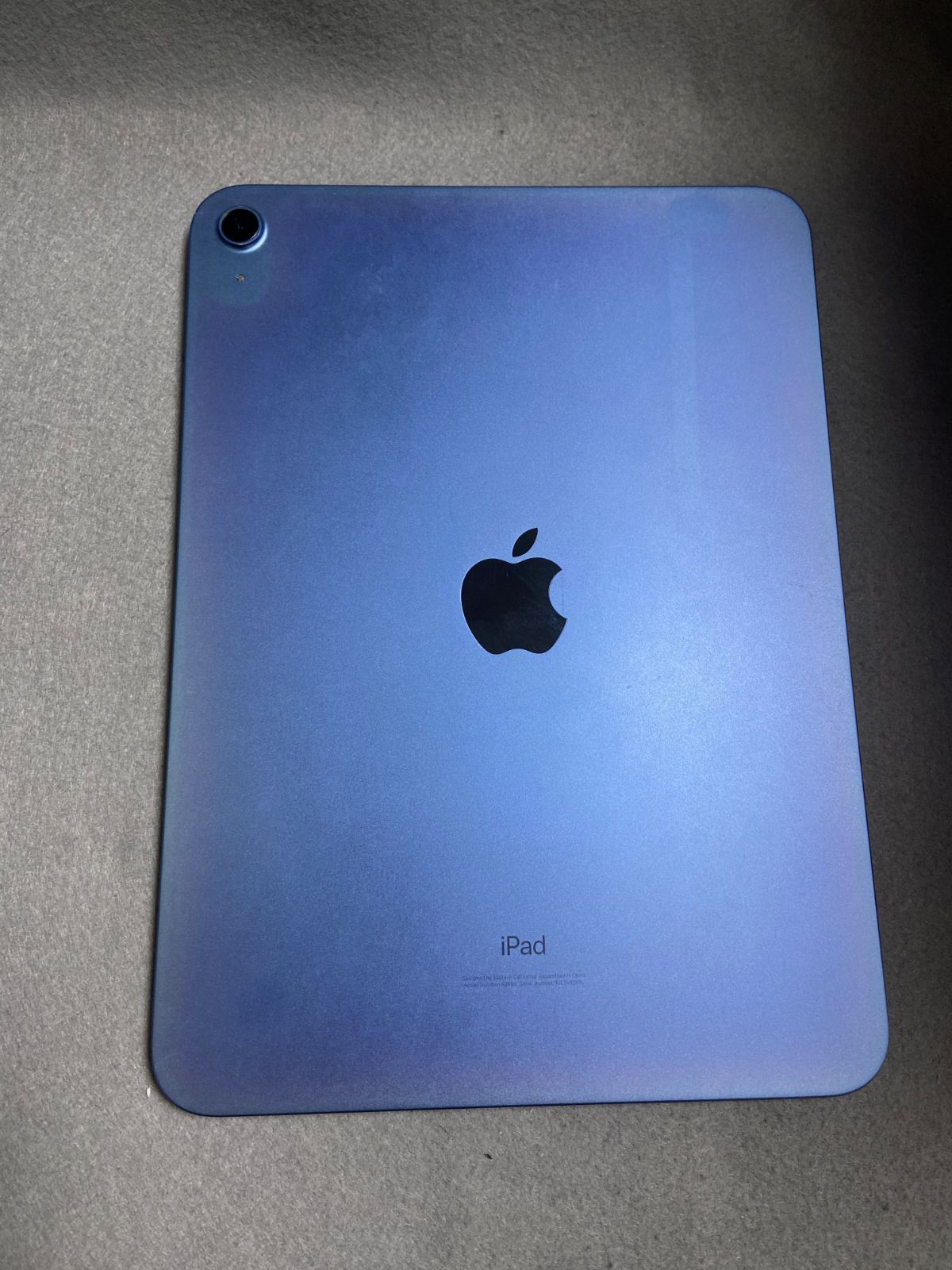 iPad 第10世代 10.2インチ 64 GB WiFi版 ブルー色