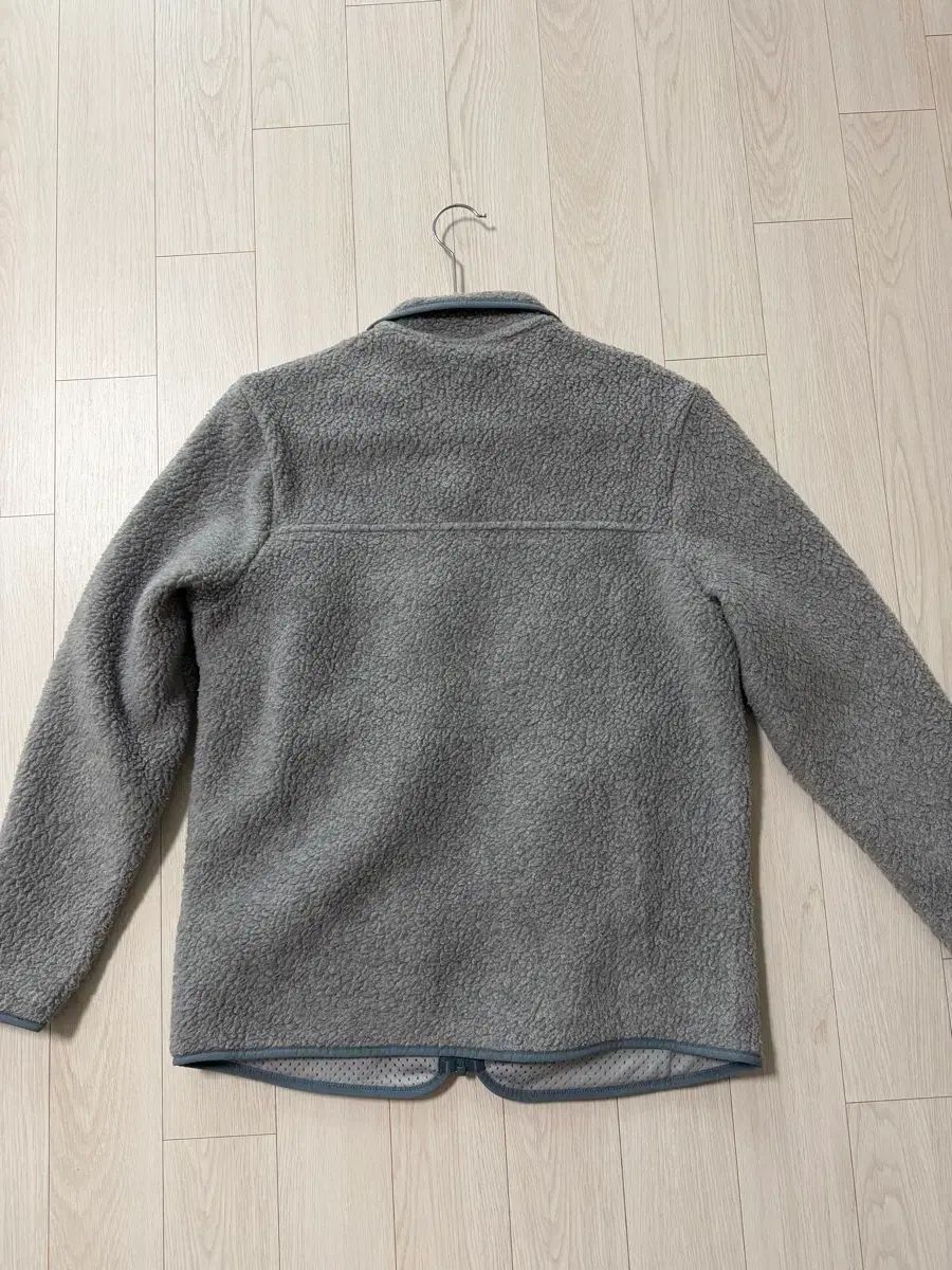 パタゴニア ウィメンズ レトロ ファイルジャケット ジーングレー mサイズ