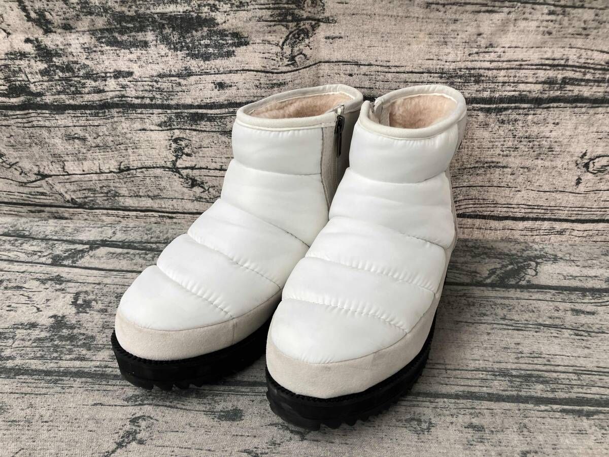 UGG アグ ショートブーツ ホワイト 23 cm