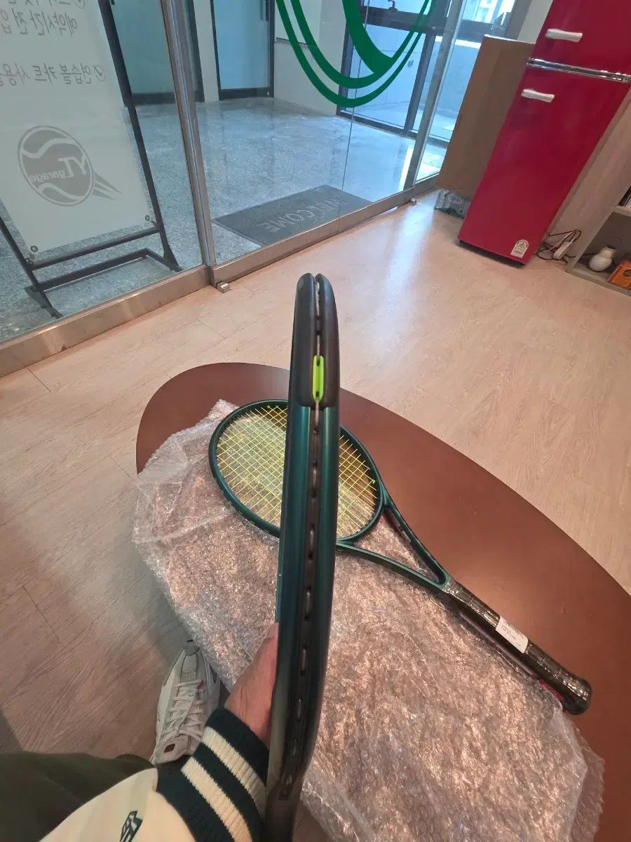 ウィルソン テニスラケット BLADE v 9 2本