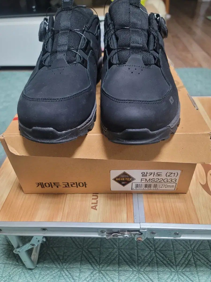 K 2 アルカド Z 1 GORE TEX ゴアテックス 登山靴 トレッキング スニーカー