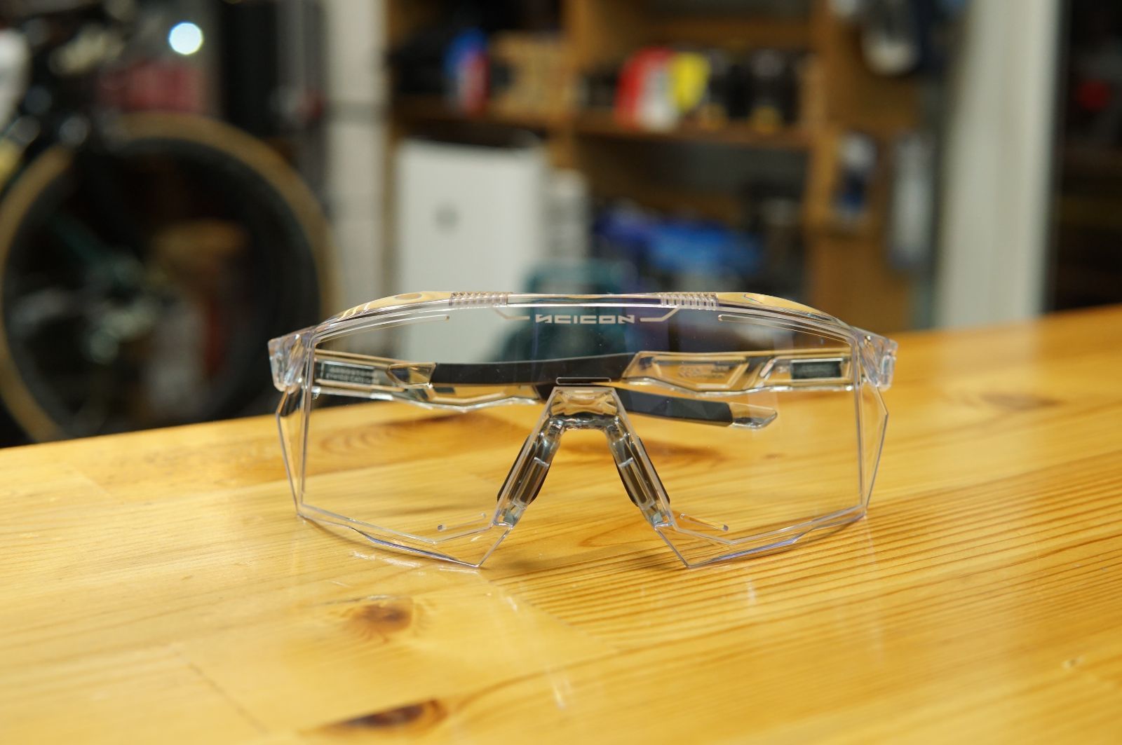 AEROSTORM BLUE LIGHT CLEAR 非調光