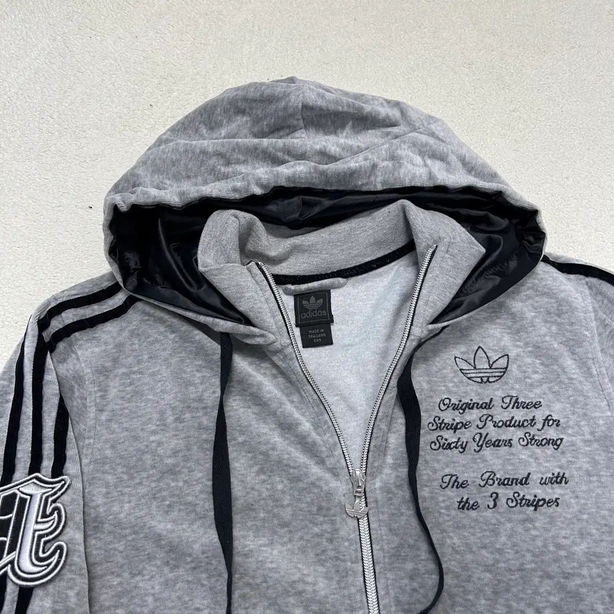 アディダス ファイヤーバード ベロア ジャージ