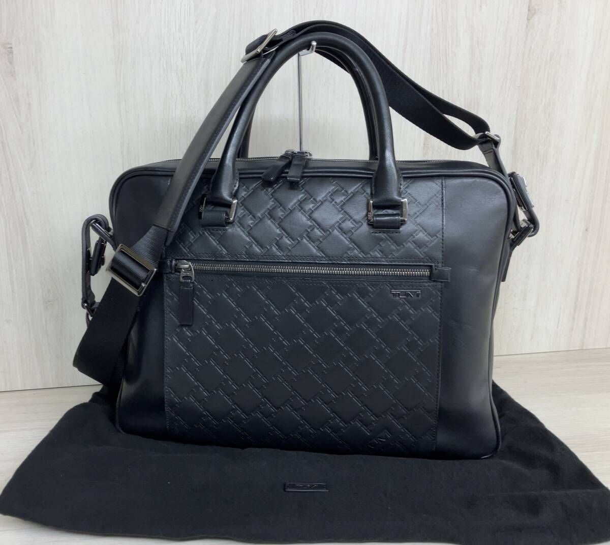 TUMI トゥミ レザー ブリーフケース ビジネスバッグ 2 way ショルダーベルト付き 31607 DT ブラック 黒 メンズ 保存袋あり