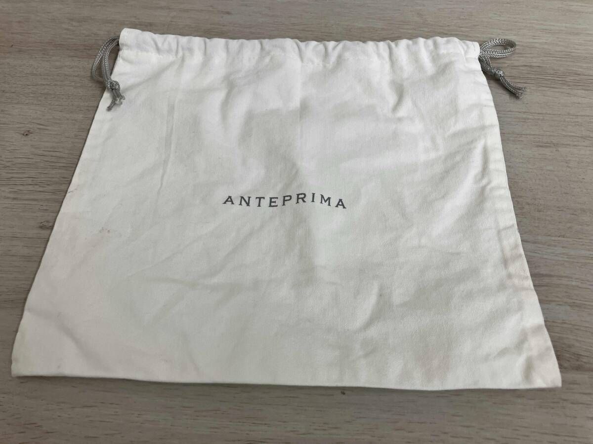 ショルダーバッグ 銀色