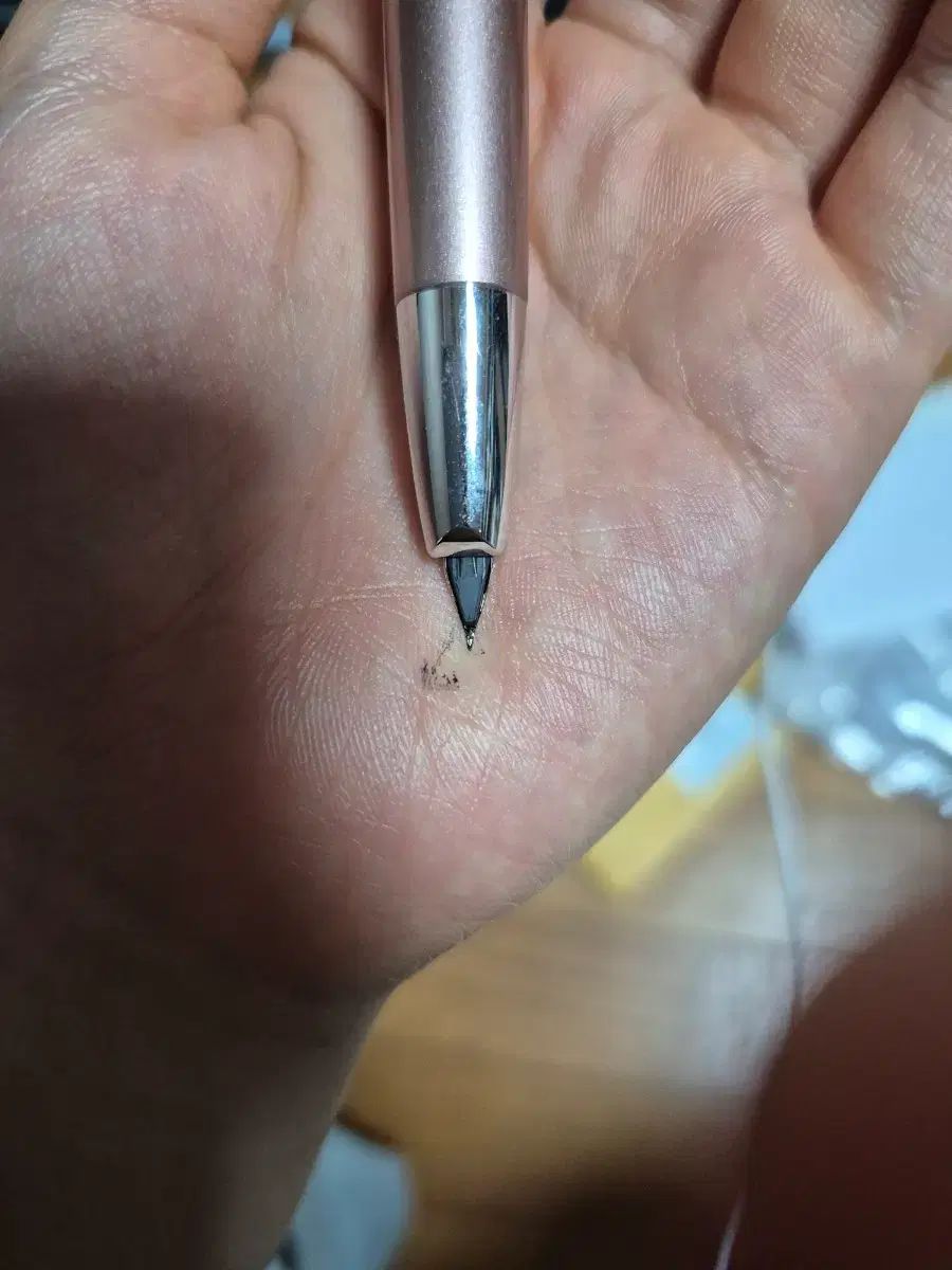 パイロットキャップレスデシモ シャンパンピンク EF