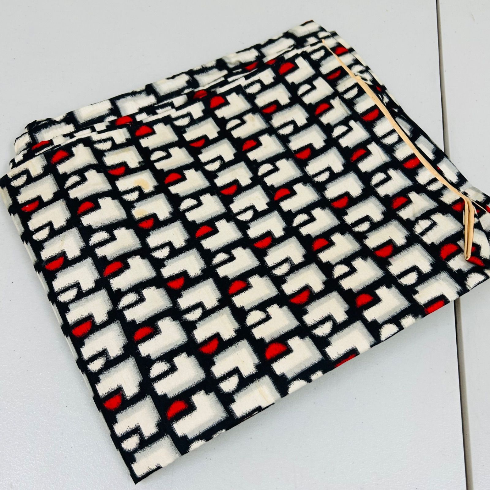 RM465 銘仙 まとめて 5枚 RM465 銘仙 まとめて 5枚 ヴィンテージ銘仙の服を着てでかけよう 着物