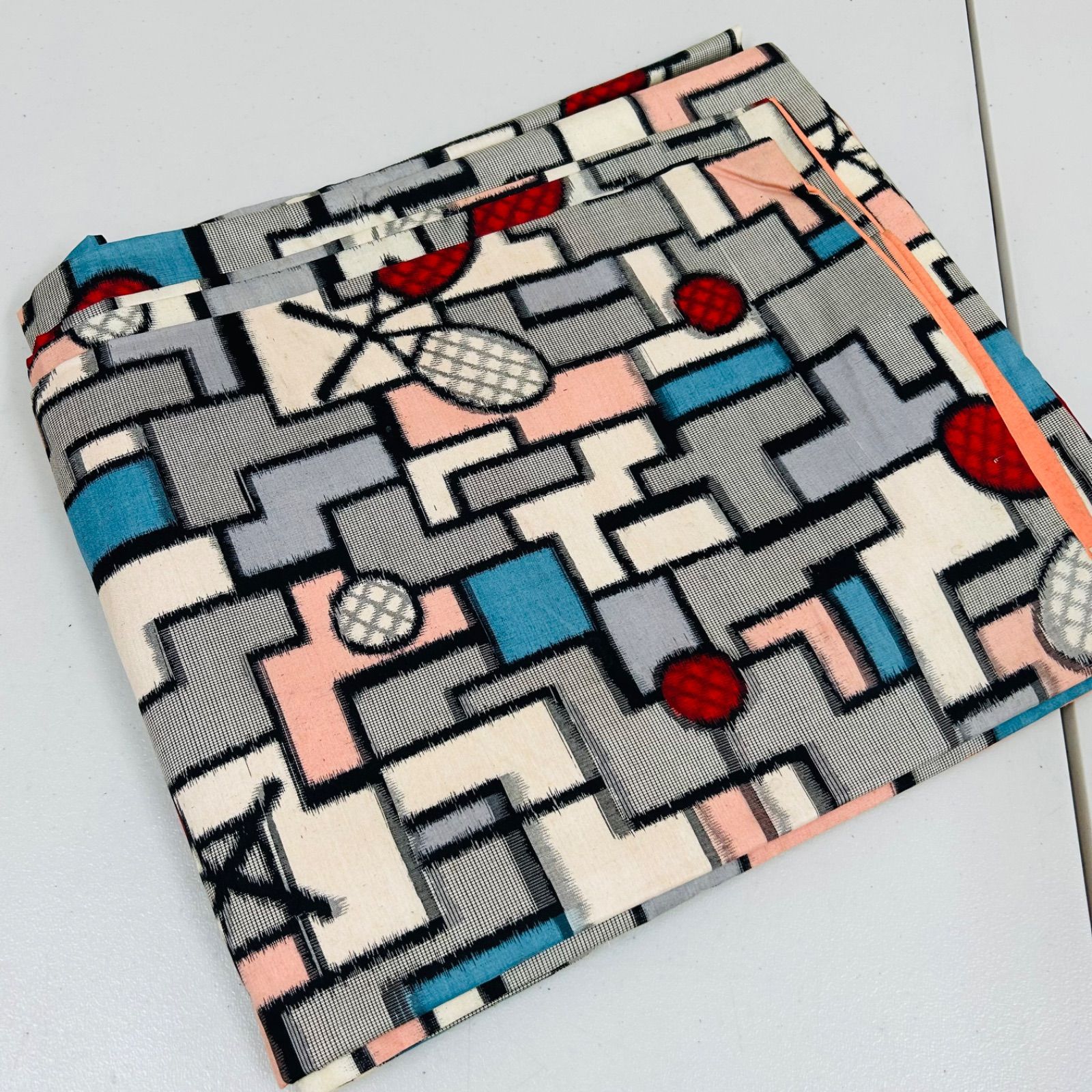 RM465 銘仙 まとめて 5枚 RM465 銘仙 まとめて 5枚 ヴィンテージ銘仙の服を着てでかけよう 着物