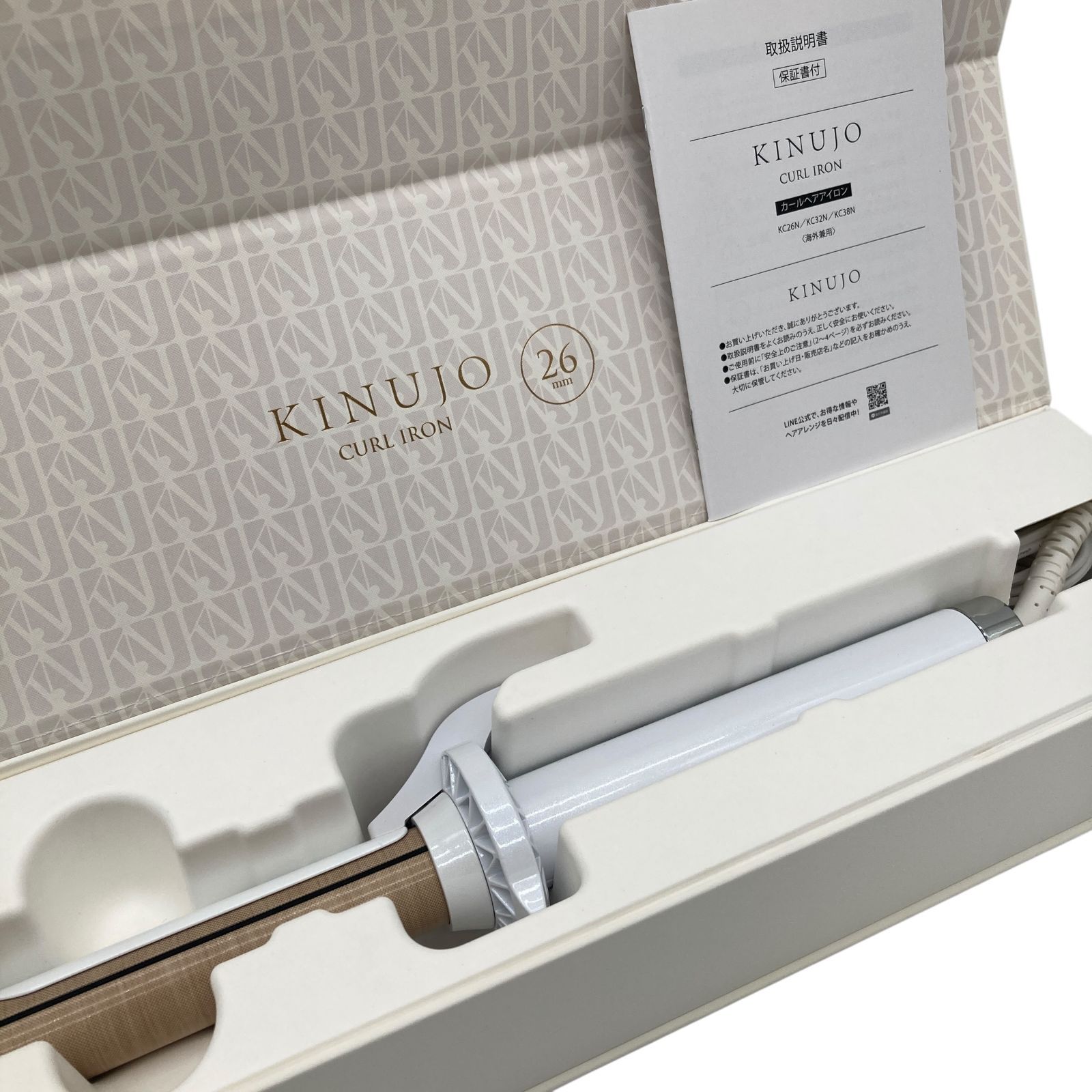 s 549 KINUJO 絹女 カールヘアアイロン KC 26 N ホワイト 即 OK mm 美容家電 コテ ヘアアイロン ダメージ軽減 ツヤ髪 向け 安心発送