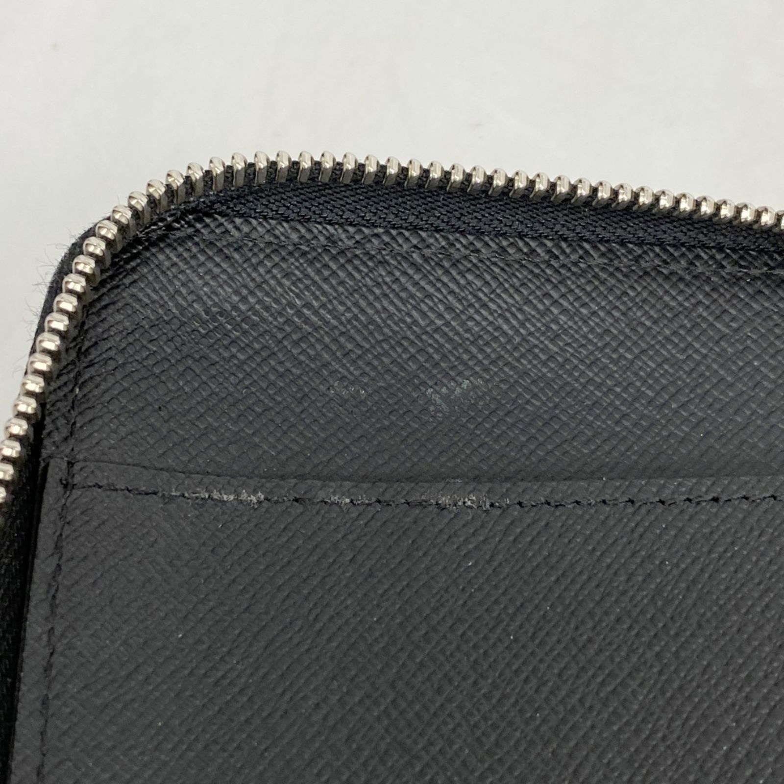 ルイ・ヴィトン(Louis Vuitton) ルイ・ヴィトン 長財布 エピ ジッピー